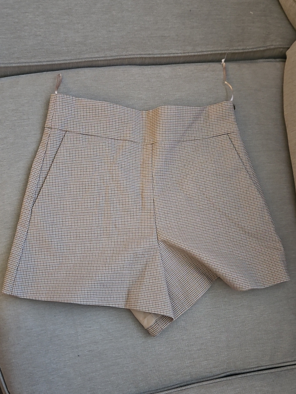 Zara High-Waist Micro-Check Tailored Shorts in Beige Plaid